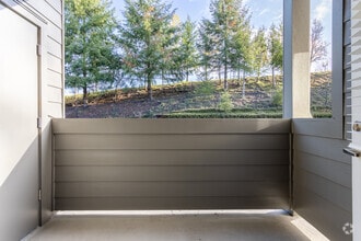 Interior Photo - 5 Points Apartments