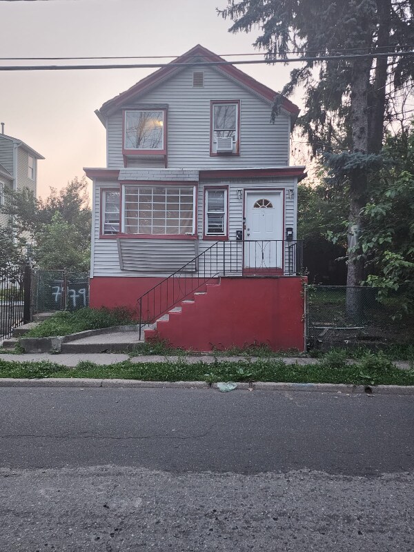 Foto del edificio - 79-81 Washington Ave