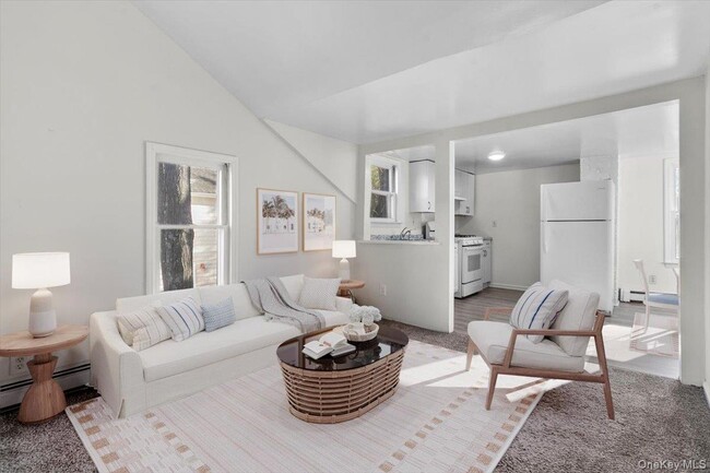 Building Photo - 36 Anderson Rd