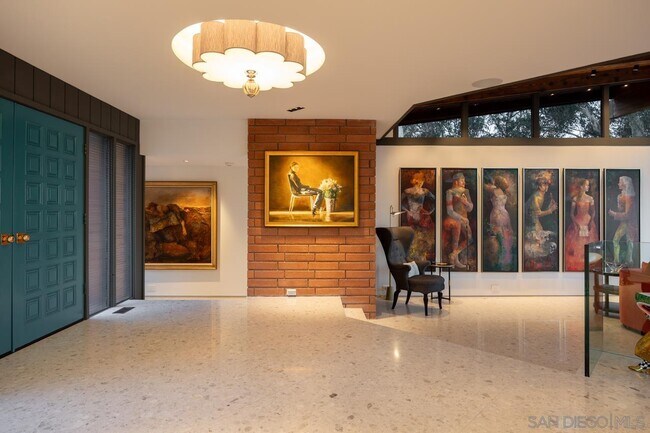 Foto del edificio - 4478 Hortensia St