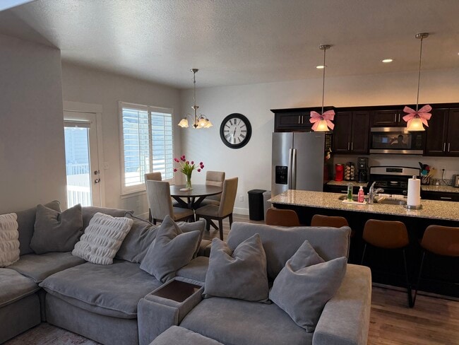 Building Photo - 4204 W 2010 N