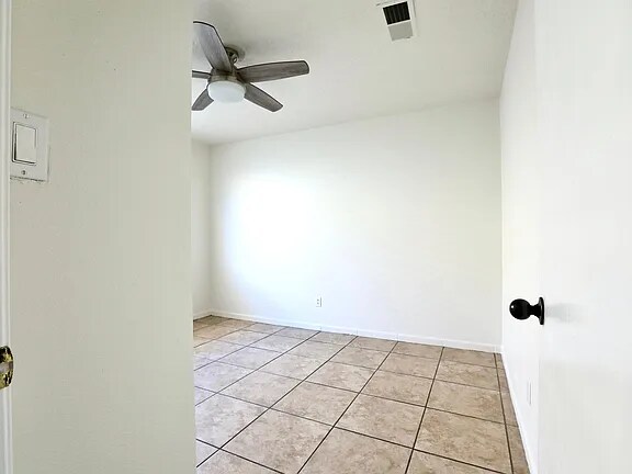 Foto del edificio - 8239 Regal Mist Loop SW