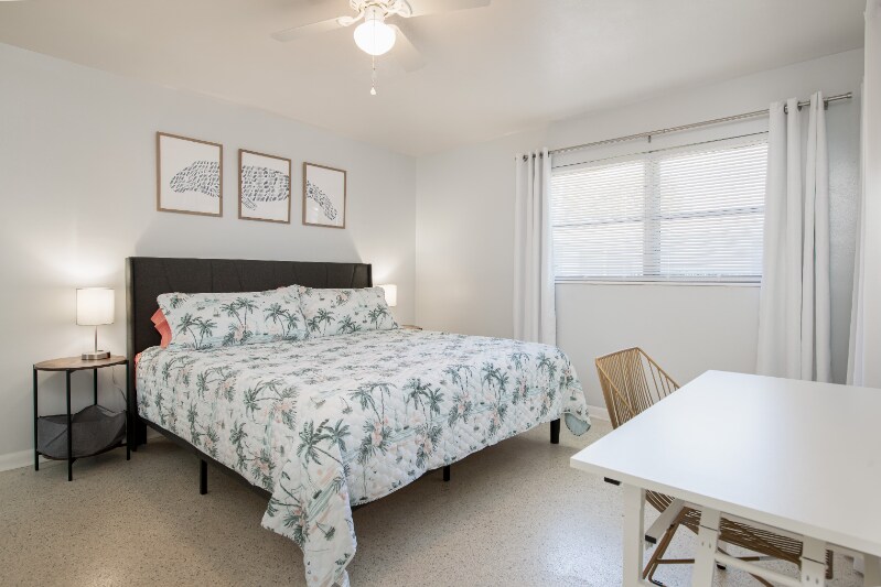 Foto principal - 620 SE 47th St