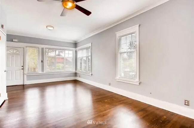 Building Photo - 8633 Wabash Ave S