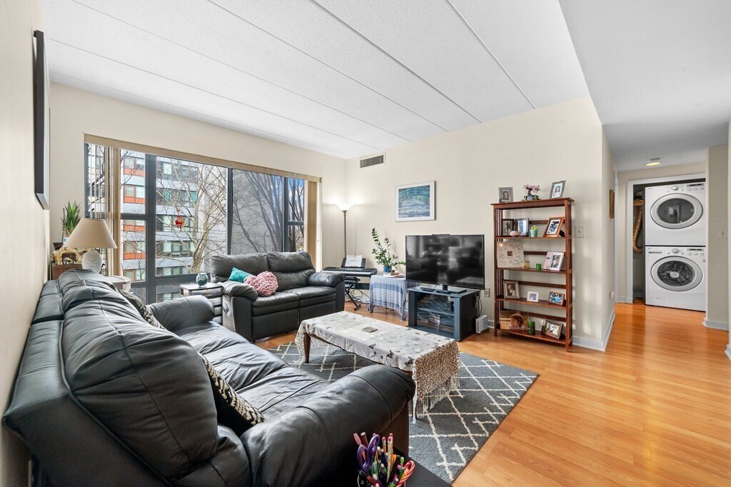 170 Gore St Unit 303, Cambridge, MA 02141 Condo for Rent in Cambridge