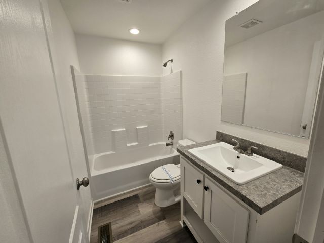 Foto del edificio - 4650 E Carey Ave