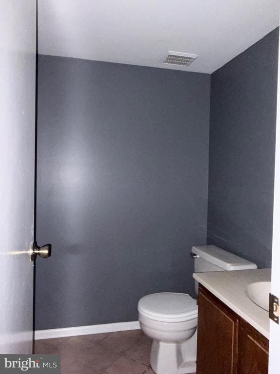 Building Photo - 6662 Ducketts Ln