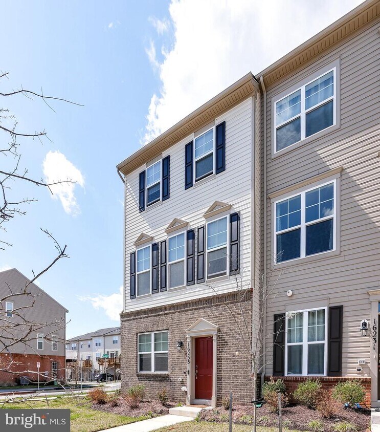 16233 Coolidge Ave, Silver Spring, MD 20906 Townhouse for Rent in Silver Spring, MD
