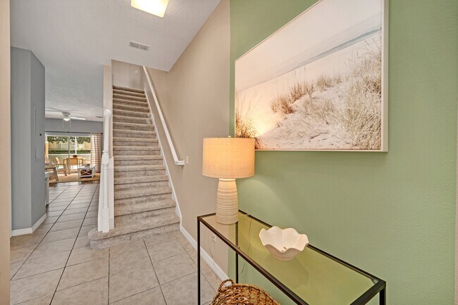 Building Photo - 1415 Retreat Cir