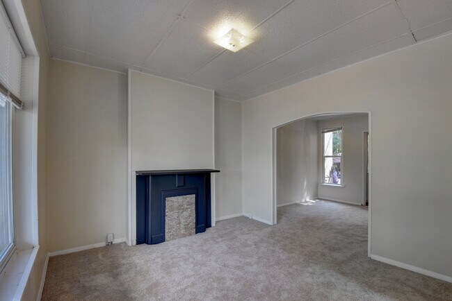 Building Photo - 1234 E 27th Ave