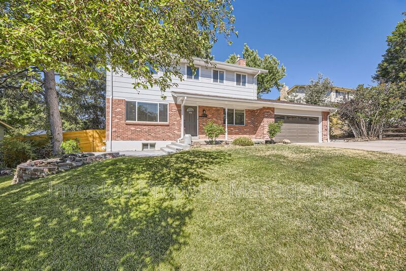 Primary Photo - 2351 S Garland St