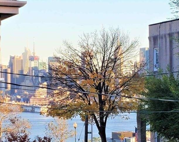 Foto del edificio - 6 50th St