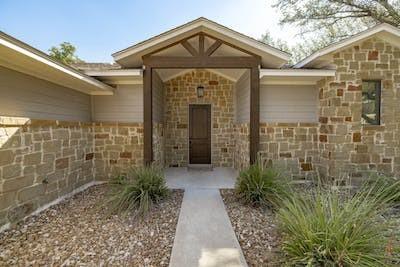 Foto del edificio - 1915 Owens Ln