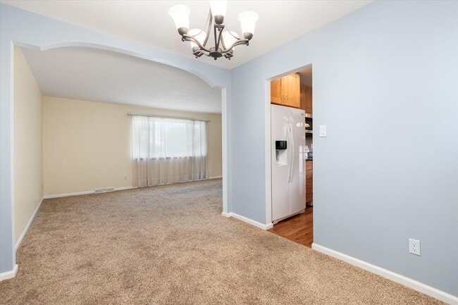 Building Photo - 13123 Spica Dr