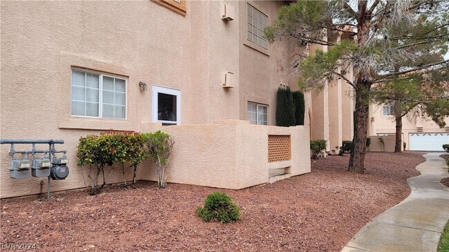 Foto del edificio - 2925 Wigwam Pkwy