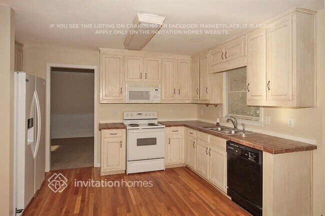 Foto del edificio - 2757 Springfount Ct NE