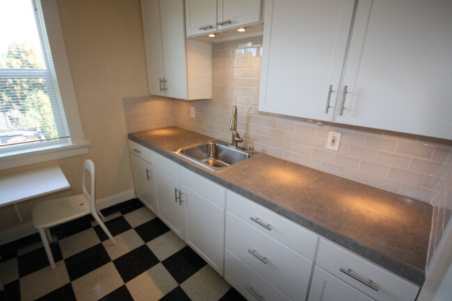 Foto del edificio - 910 SE 37th Ave