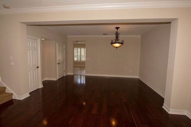 Foto del edificio - Beautiful 2/2.5 townhouse in Baldwin Park