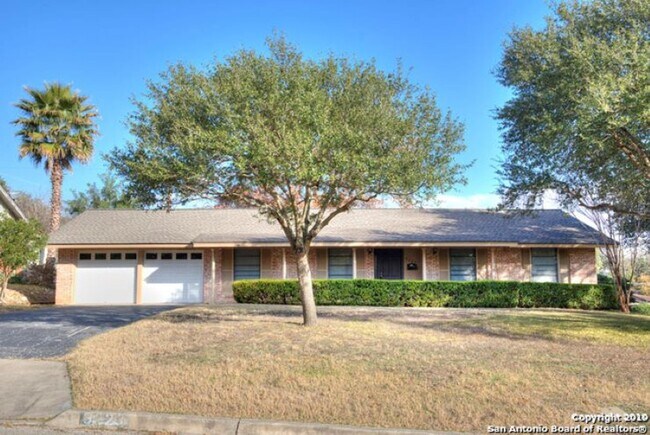 Building Photo - 3 Bedroom/2 Bath Northwood East Subdivision