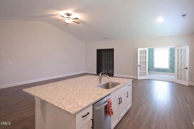 Building Photo - 108 Blue Hydrangea Wy