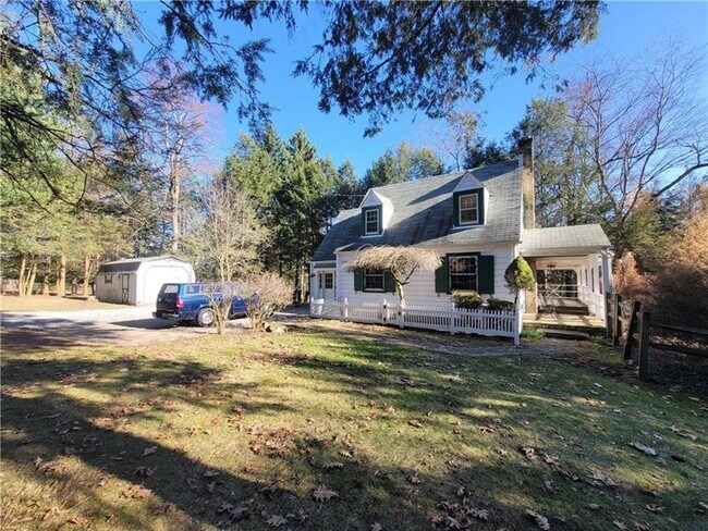 Foto del edificio - 3209 Deer Path Ln