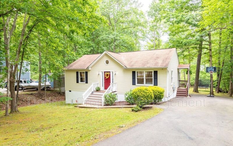 Primary Photo - 600 Joy Dr
