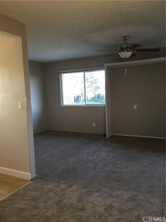 Foto del edificio - 6427 Lochmoor Dr