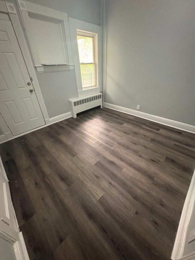 Photo - 162 Waverly St (Yonkers, NY) Apartment