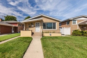 Building Photo - 15304 Grant St