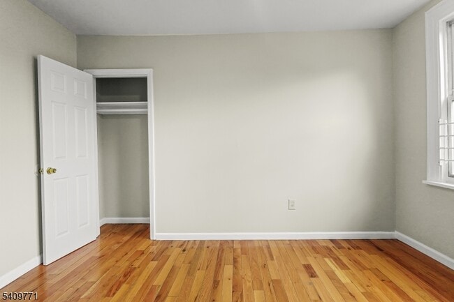 Foto del edificio - 117 Parkview Terrace