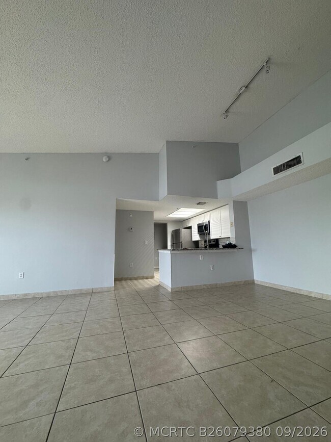 Foto del edificio - 5045 Wiles Rd