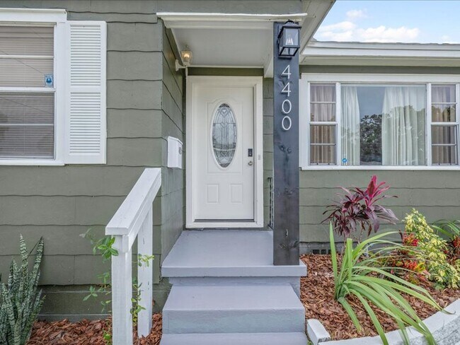 Foto del edificio - 4400 2nd Ave S