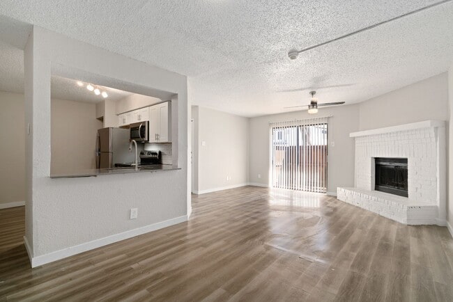 Building Photo - Highland Vista