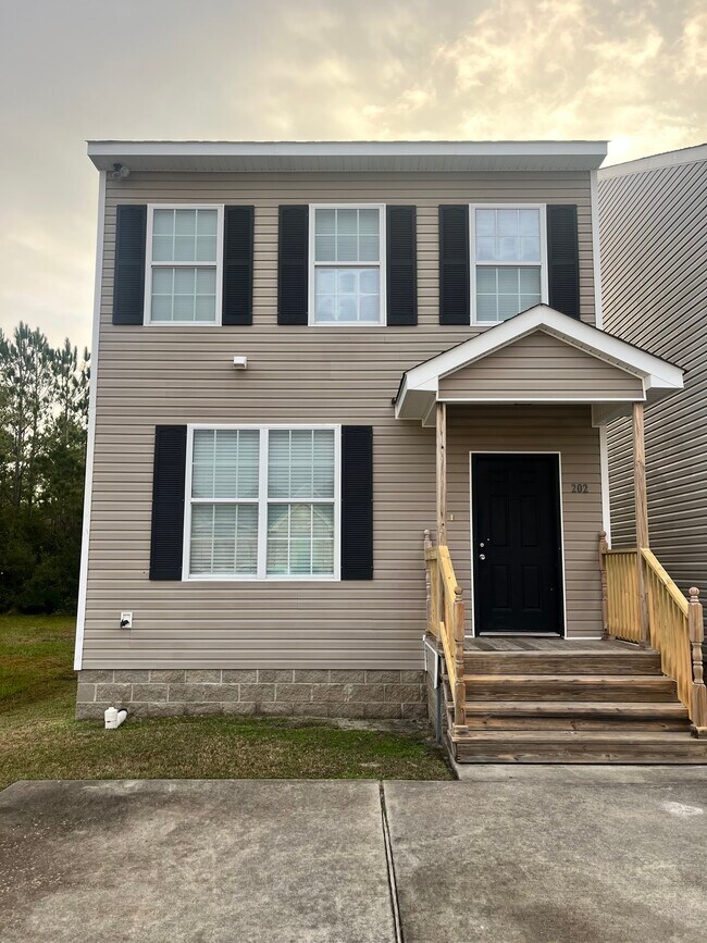 Building Photo - 202 Bella Sera Ln