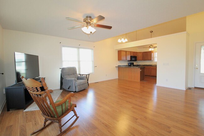 Foto del edificio - 120 Hollen Mill Ct