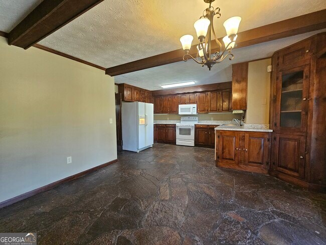 Foto del edificio - 150 Jefferson Blvd