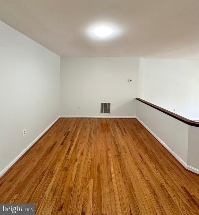 Building Photo - 2868 Kelly Square