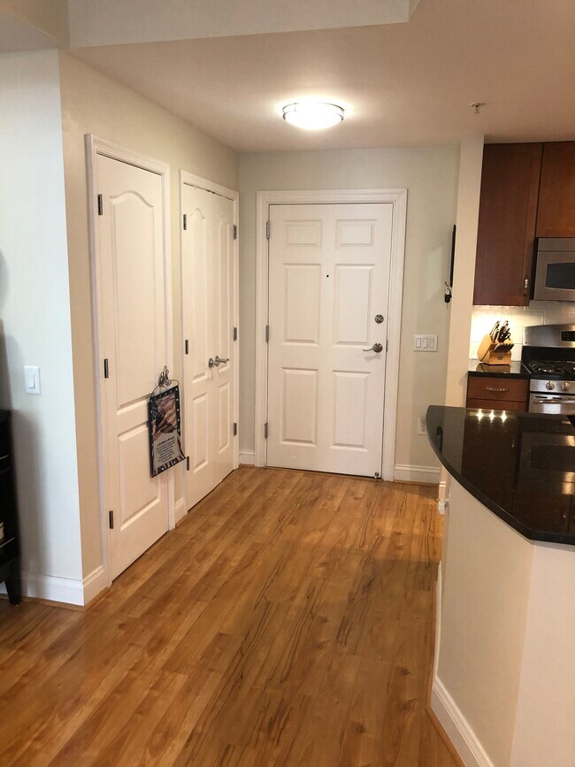 ¡Vestíbulo - 525 N Fayette St