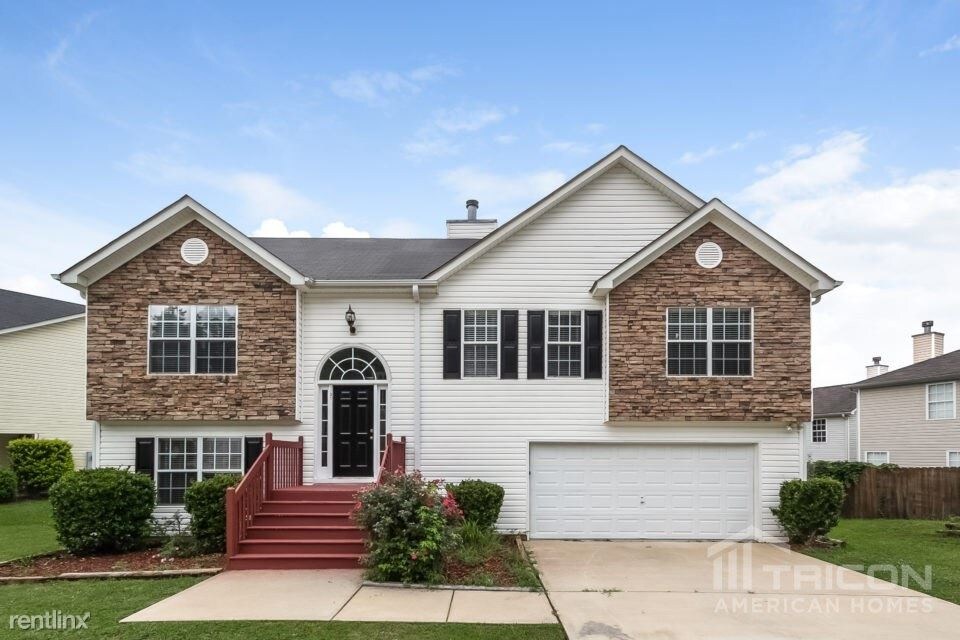Primary Photo - 1131 St Phillips Ct