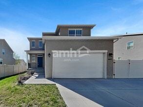 Building Photo - 4405 N Morgan Way