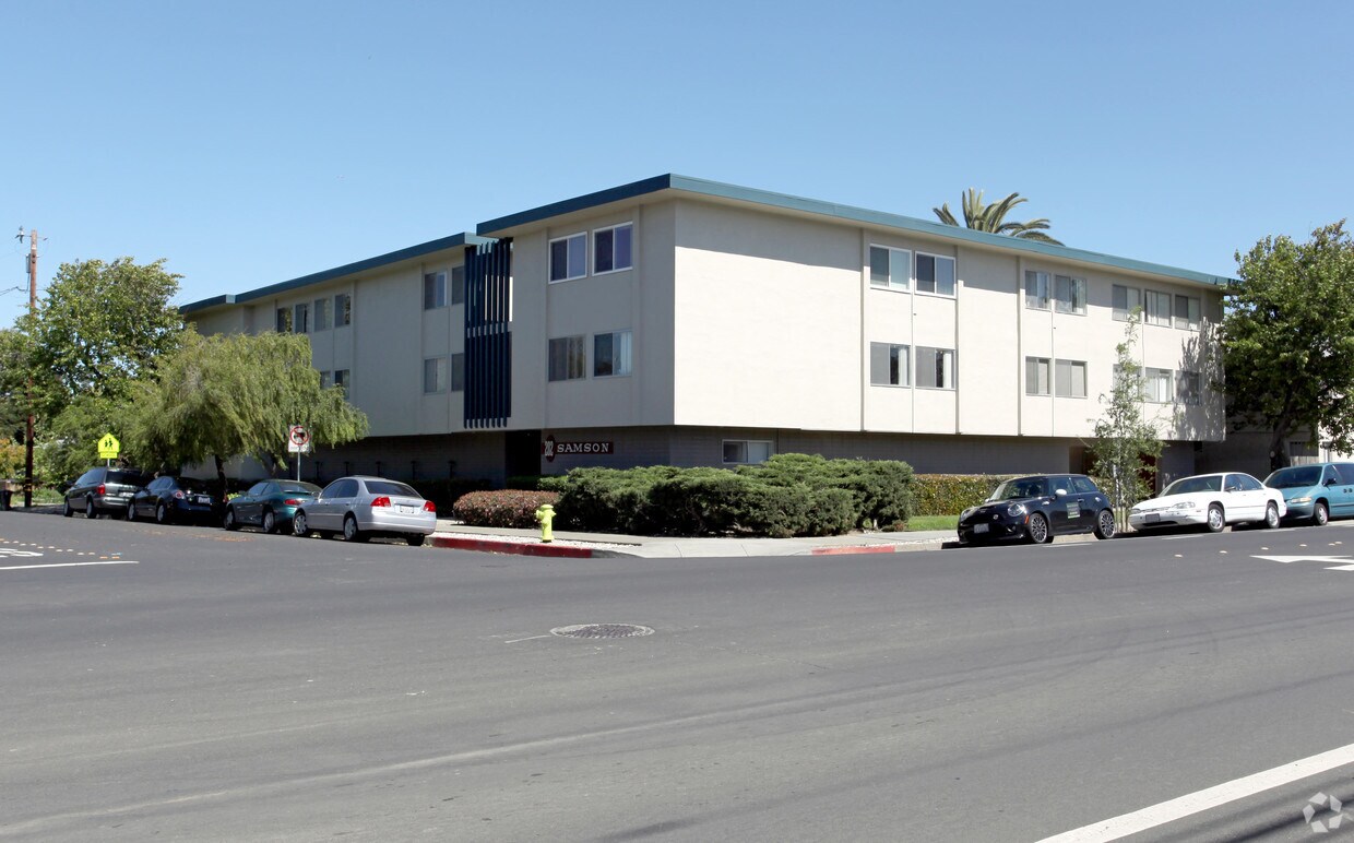Primary Photo - Samson Street Apartments