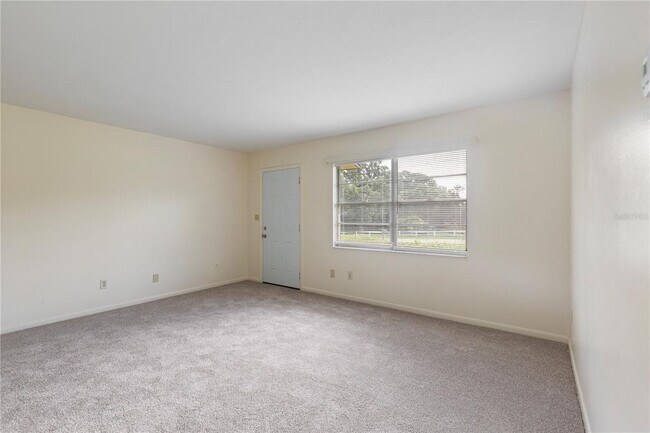Building Photo - 12215 Leanne Dr