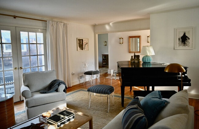 Foto del edificio - 72 Davids Ln