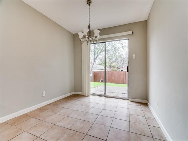 Building Photo - 3102 Townbluff Dr