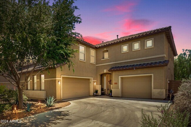 Foto del edificio - 17585 W Marshall Ln