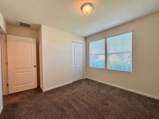 Foto del edificio - 1763 Eagle View Way