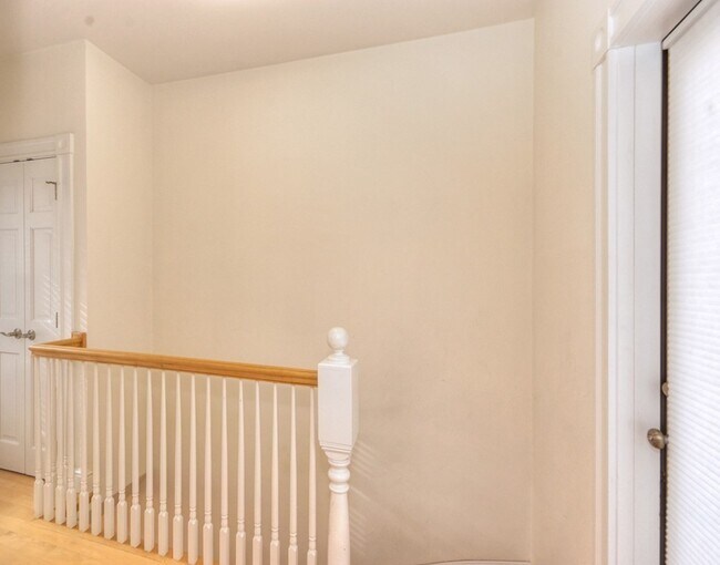 Foto del edificio - 14 Peterson Ter