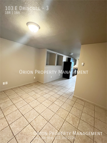 Building Photo - 103 E Driscoll St