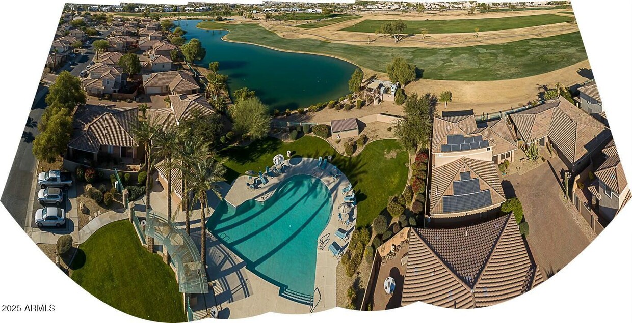 Foto principal - 13612 W Cypress St