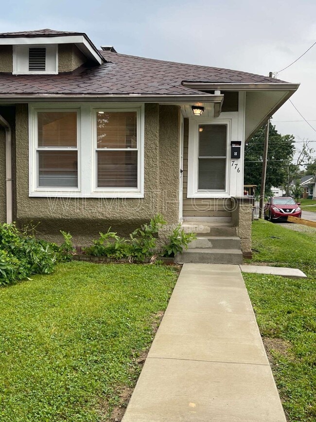 Building Photo - 776 Dequincy St
